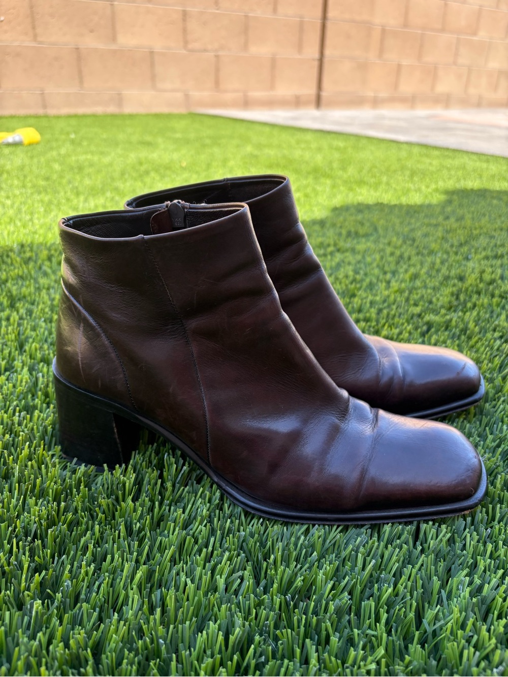 Vintage Via Spiga Brown Leather Square Toe Ankle Boots 7M Made in Italy